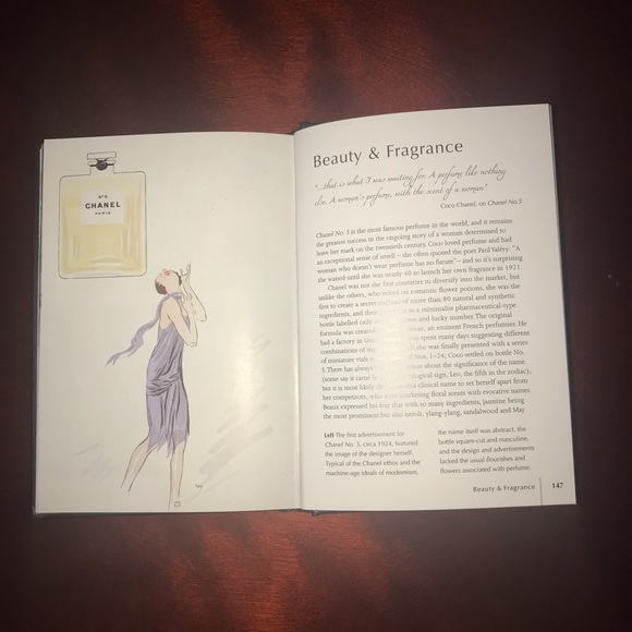 Chanel 💯 Authentic - Picture 4 of 4